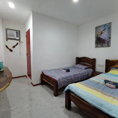 Panda Guest House Coron Exterior photo
